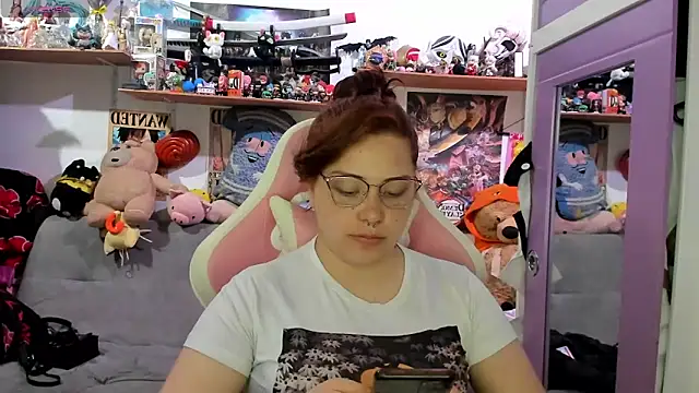 Онлайн чат XXX soficammy