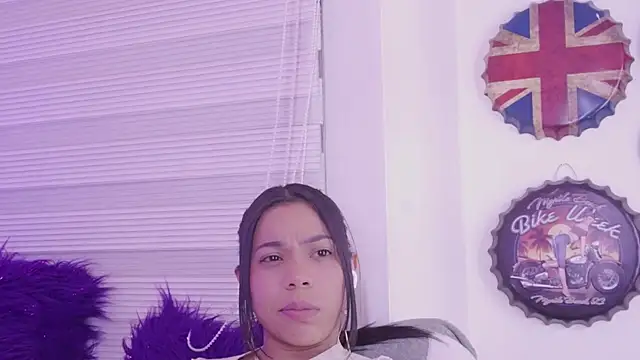 madelyn_rose_ Adlı Modelin Canlı XXX Sohbeti