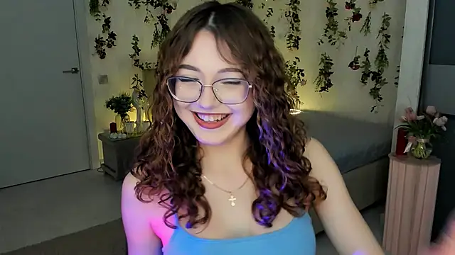 SereneFlame's Live XXX Chat