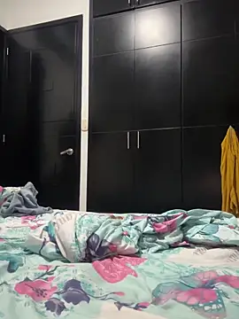 Chat +18 de sweetdulcexxx ao vivo