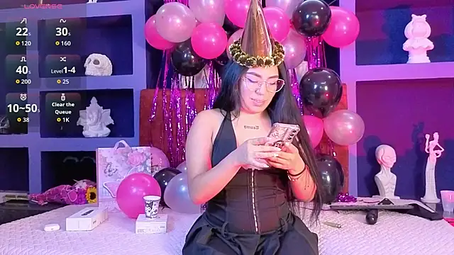 Chat +18 de valkyria_12 ao vivo