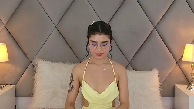OliviaDiaz's Webcam Show