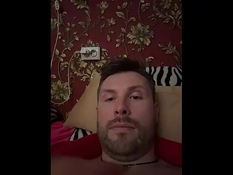 XXX chat uživo modela MartinBrandon