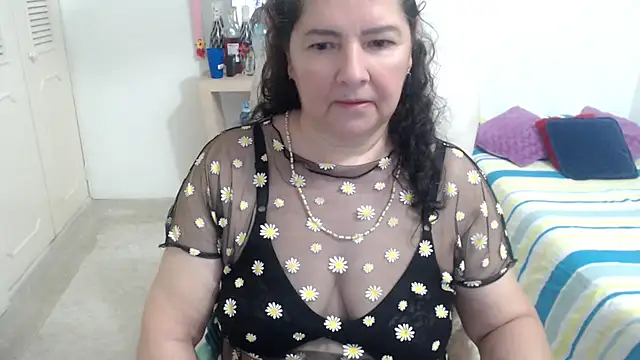 Chatroom XXX en direct de leonela_69