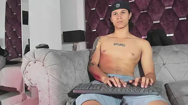 TonyBenedettiのウェブカメラショー