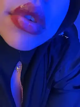 zahra_Jalid Adlı Modelin Canlı XXX Sohbeti
