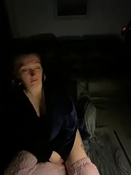Stoner_BarbieXX: απευθείας συνομιλία ΧΧΧ