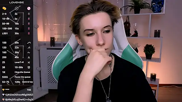 _Rein_ramm Live XXX-Chat