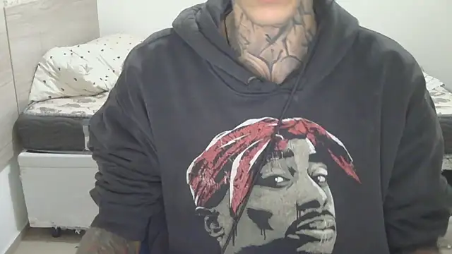 Chat +18 de smokingink ao vivo