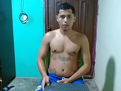 Lil_condor_baby's Webcam Show
