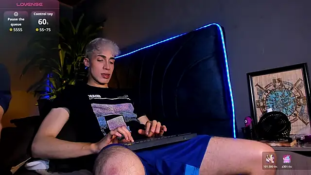 Angel_Snowhotxxx's Live XXX Chat