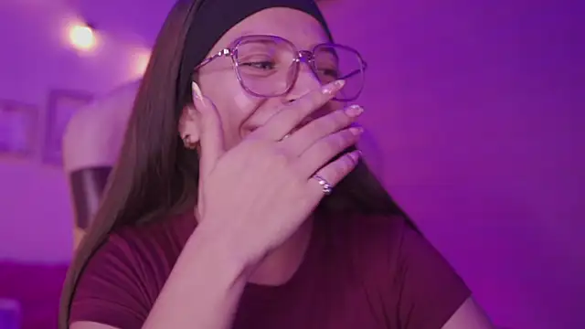 دردشة milly_kenner الجنسية المباشرة