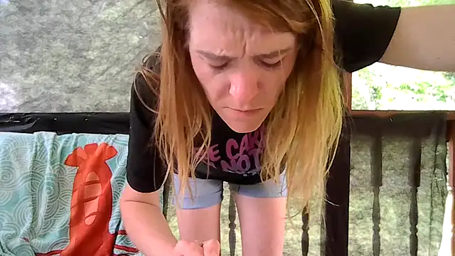 XXX chat uživo modela bb_empress