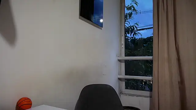romeolovedark Live XXX Chat