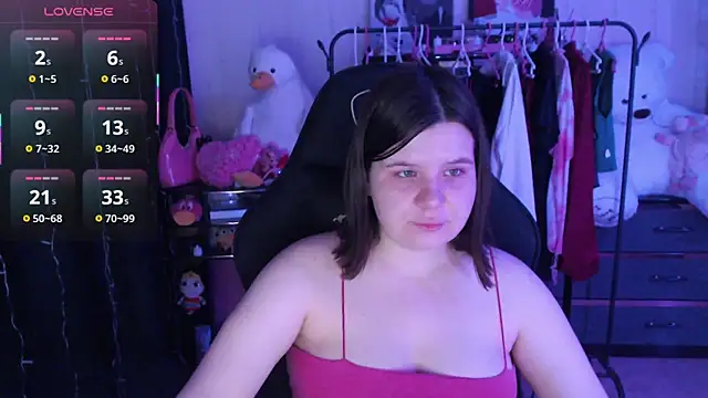 AmyVibess Chat XXX in diretta