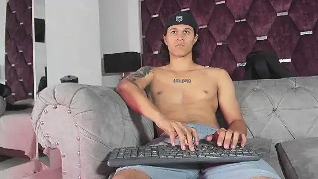 TonyBenedetti Pertunjukan Webcam