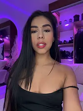 XXX chat uživo modela Rossie_Blooms
