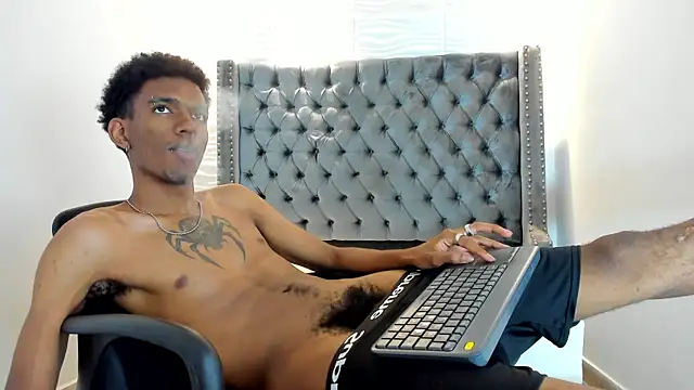 Chatroom XXX en direct de nero_reyd