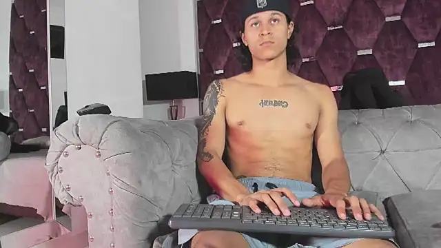 TonyBenedetti Obrolan Langsung XXX