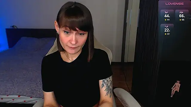 Mel_Lovell_: онлайн-секс-чат