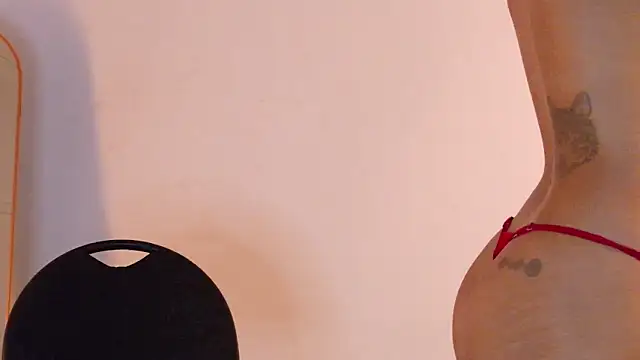 Онлайн чат XXX CathMeow_