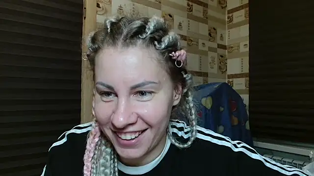 TherestlessKitty élő XXX-chatje