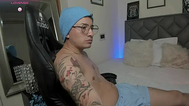 Dereck_Klain Webcam show