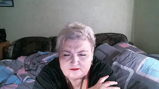 Lana555 现场XXX聊天