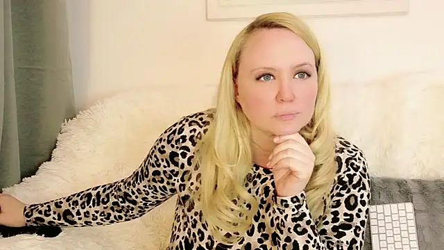 Sarah4you Live XXX-chat