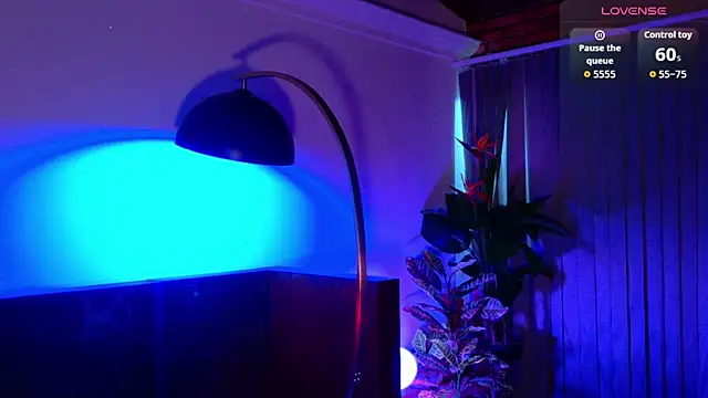 Živý XXX chat Vipernoir