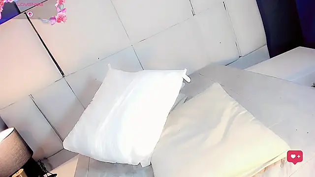 Kornylovee Live XXX-chat