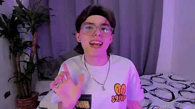 eliot_winslow Live XXX-chat