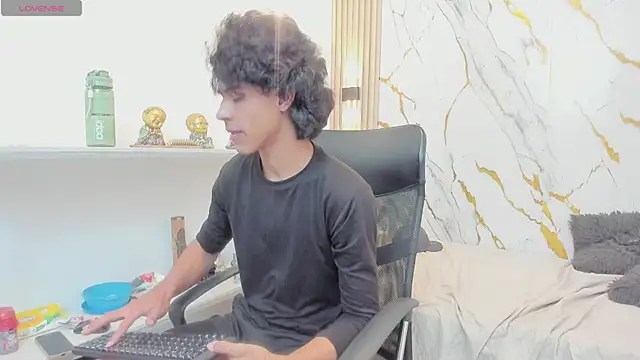 Živý XXX chat Zayn_Fox32