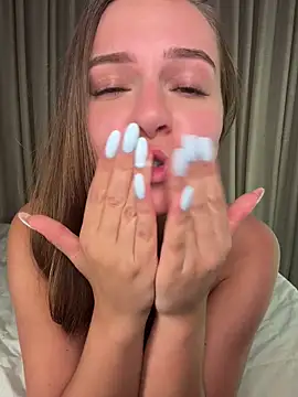 juliakhaleesii's Live XXX Chat