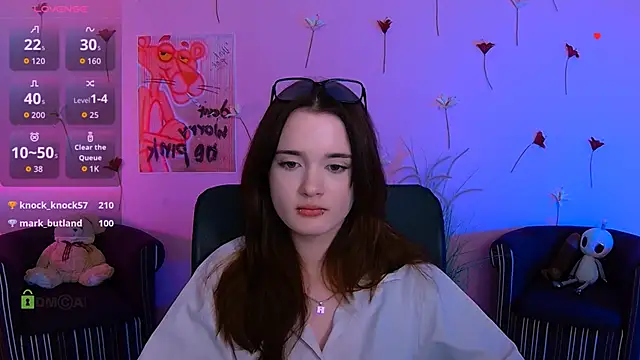liana_kisses Adlı Modelin Canlı XXX Sohbeti