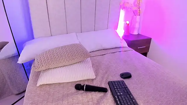 Chat XXX ao vivo de KaliBloom
