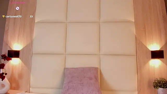 bella1207 Adlı Modelin Canlı XXX Sohbeti