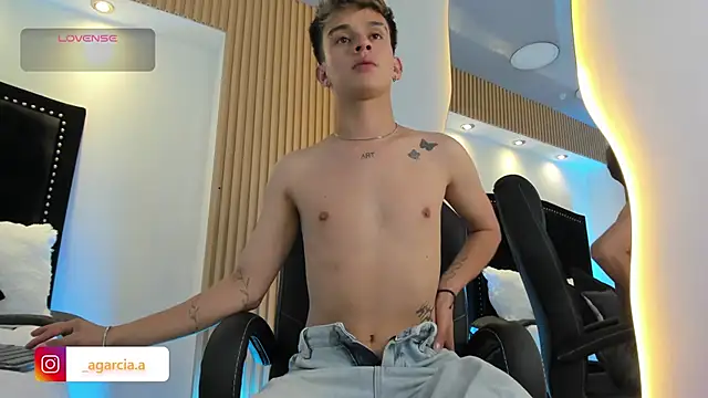 LiamWildx20 Live XXX Chat