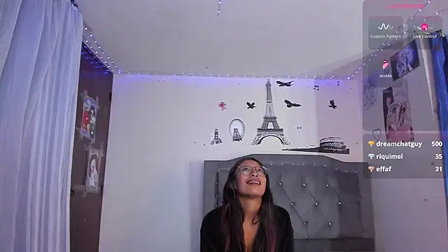 Megan_DarcyのライブXXXチャット