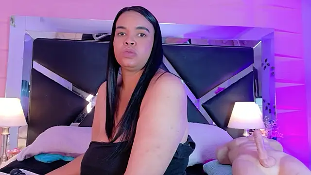 Chat +18 de Veronica_Nasty_ ao vivo