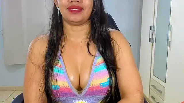 FannyXhot 现场XXX聊天