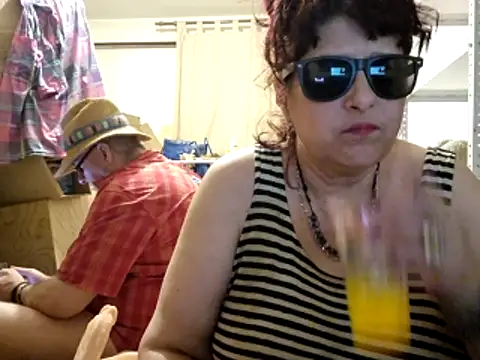 Samantha_Squirt@xh Show in webcam