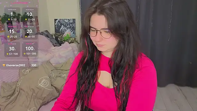 Kitty-Kattyn Live XXX chat