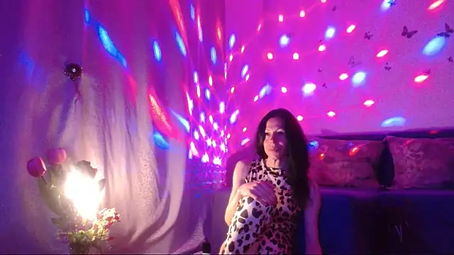 ElysaSun's Live XXX Chat