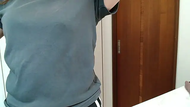 _Ema_ch Webcam show