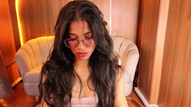 Alina_b_'s Live XXX Chat