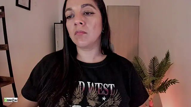 Chat XXX ao vivo de urcute_kitten