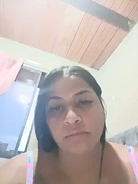 Giselabrunette25's Live XXX Chat