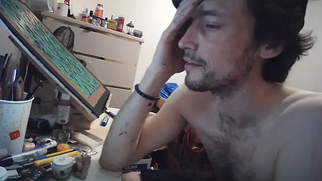JohnnyMoves' Live XXX Chat