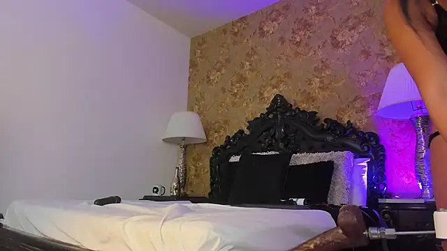 alanna_blaze live XXX chat